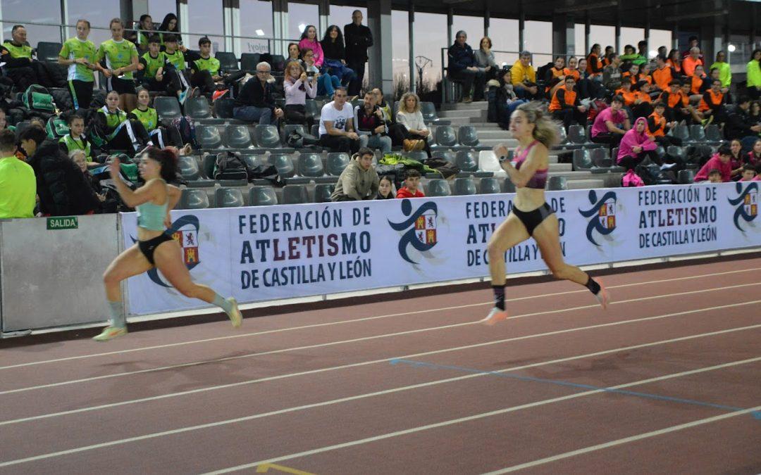 CITA EN LA PISTA CUBIERTA DE SALAMANCA